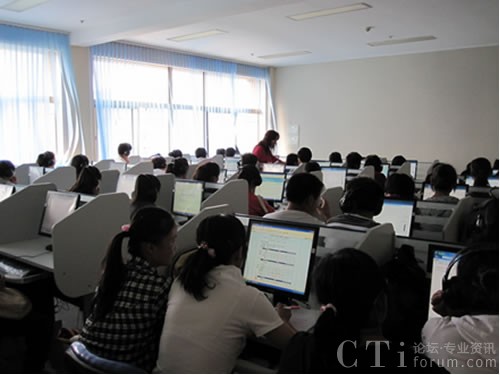 Ӎ�w�����Ĵ�W(xu��)������ͨԒģ�M�yԇ�c�W(xu��)��(x��)ƽ�_