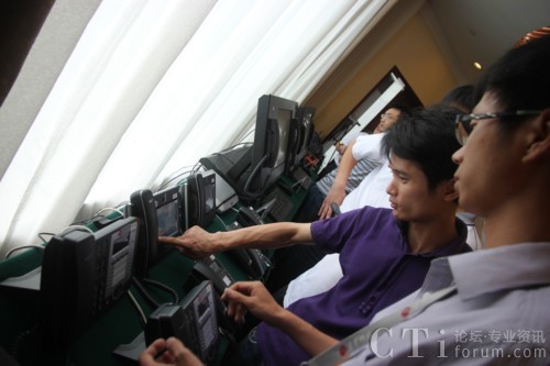 �F(xi��n)���w�(y��n)��ý�w�����{(di��o)�ȡ�ϵ�y(t��ng)