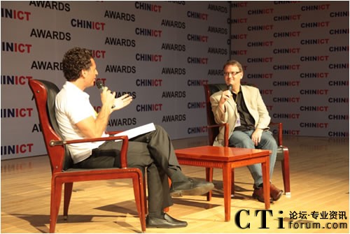 RIM ��˾�_(k��i)�l(f��)���P(gu��n)ϵ�����B(t��i)ϵ�y(t��ng)�_(k��i)�l(f��)������Alec Saunders���ң��c CHINICT��(chu��ng)ʼ�˼����(hu��)������Franck Nazikian�������_(t��i)�ό�(du��)Մ�Ƅ�(d��ng)����ƽ�_(t��i)�İl(f��)չڅ��(sh��)